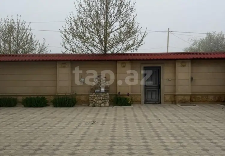 8 otaqlı mənzil , Bakı