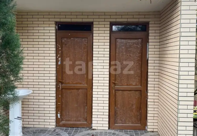 8 otaqlı mənzil , Bakı