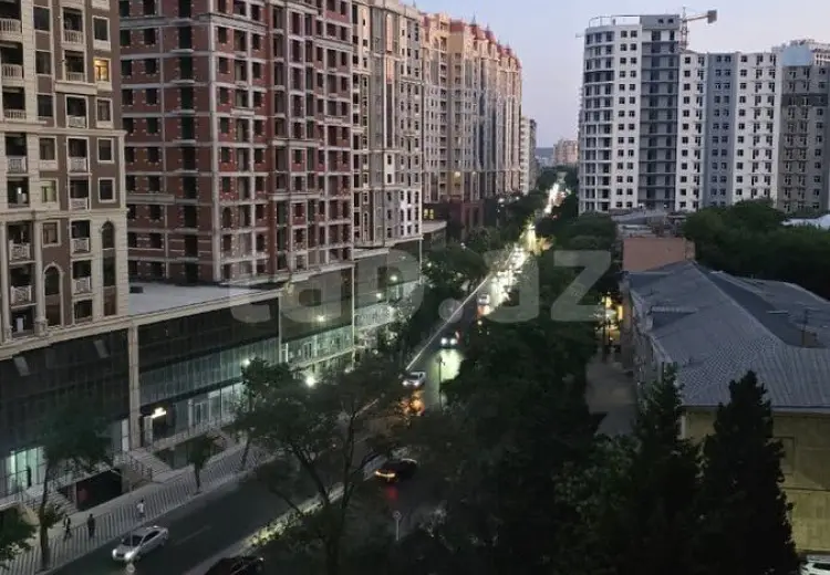 680 AZN - 2 otaqlı mənzil Kirayə (aylıq), Bakı
