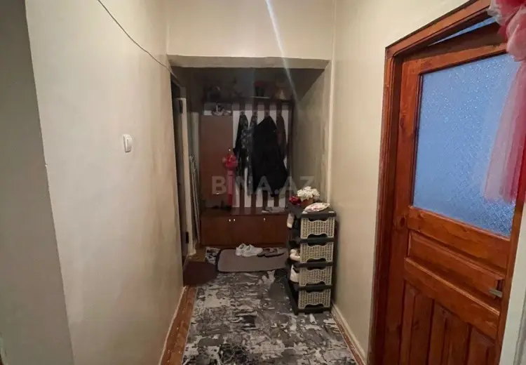 5 otaqlı mənzil Satılır, Gəncə