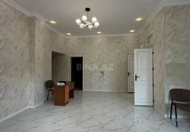 110 m² Obyekt / Ofis Satılır, Laçın