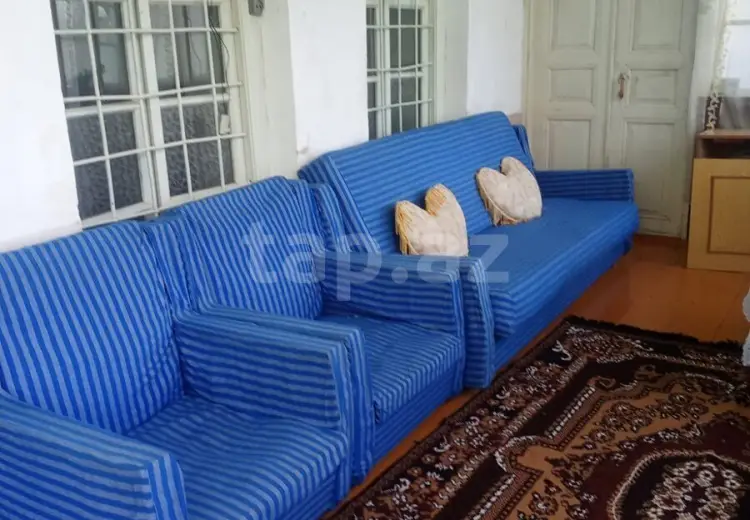 6 otaqlı mənzil , Şəki
