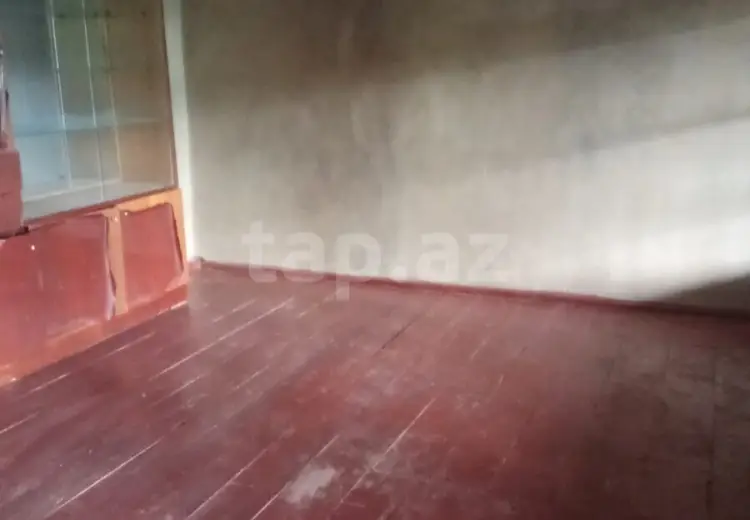 6 otaqlı mənzil , Şəki