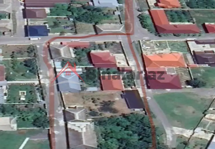 3 sot Torpaq Satılır, Oğuz