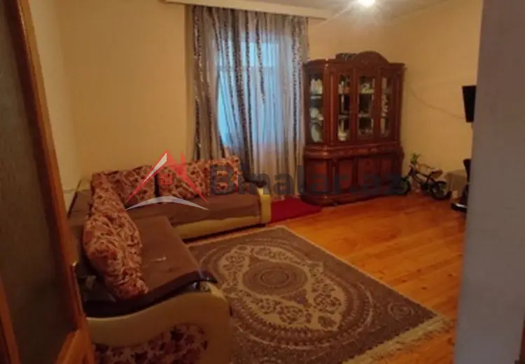 2 otaqlı mənzil Satılır, Gəncə