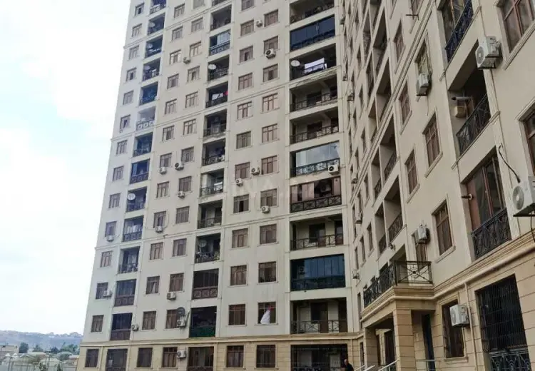 2 otaqlı mənzil Satılır, Bayıl qəs., Abşeron