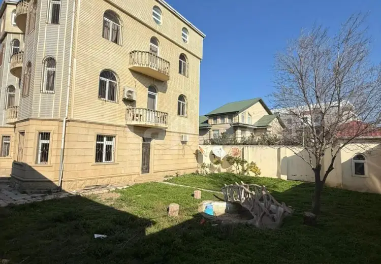 8 otaqlı mənzil , Badamdar qəs., Səbail, Bakı