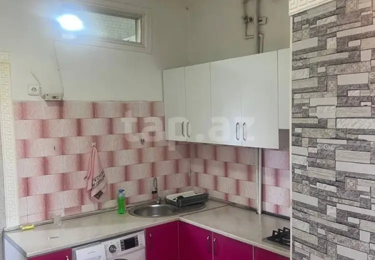 3 otaqlı mənzil , Bakı
