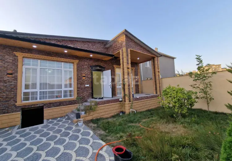 4 otaqlı mənzil , Bakı
