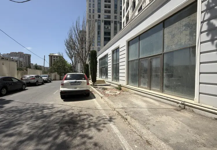 715 m² Obyekt / Ofis Kirayə (aylıq), Nərimanov, Bakı