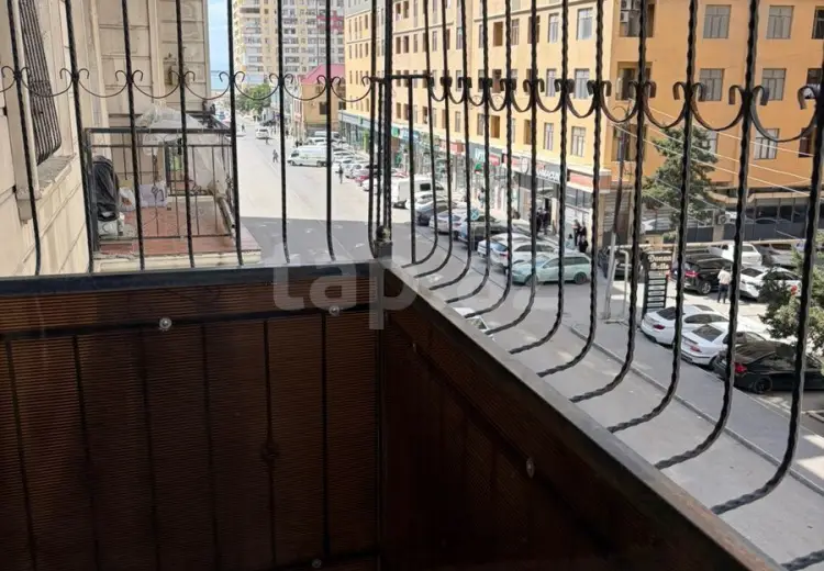 3 otaqlı mənzil , Xırdalan