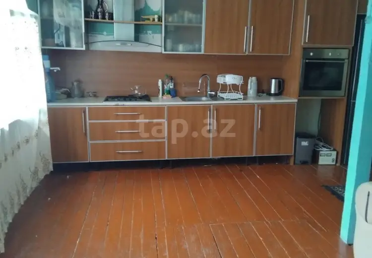 3 otaqlı mənzil , Quba