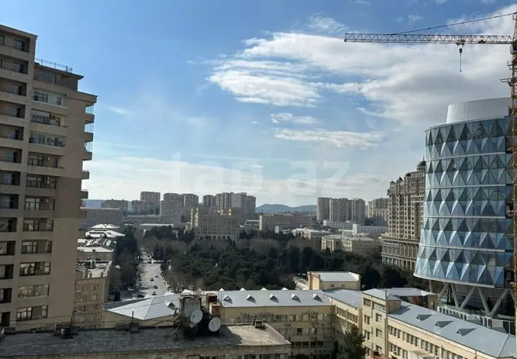 3 otaqlı mənzil , Bakı
