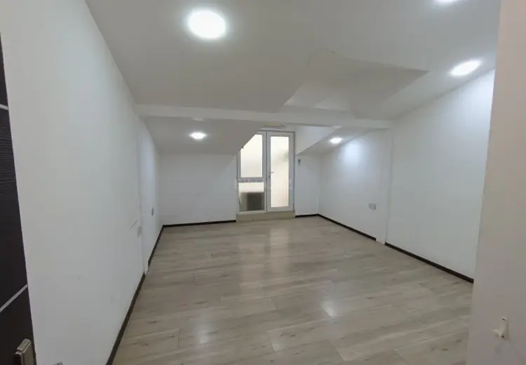 60 m² Obyekt / Ofis Kirayə (aylıq), Nərimanov, Bakı