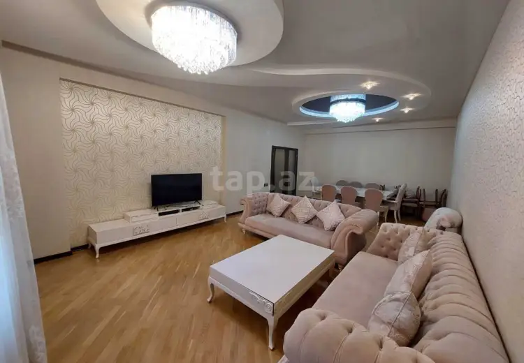 4 otaqlı mənzil , Bakı