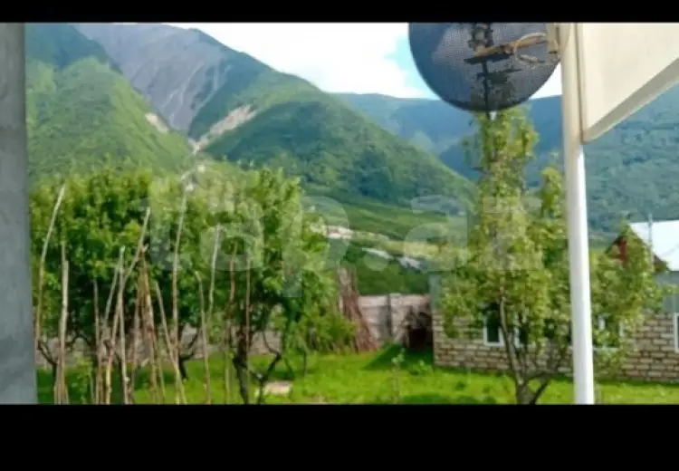 4 otaqlı mənzil , Şəki