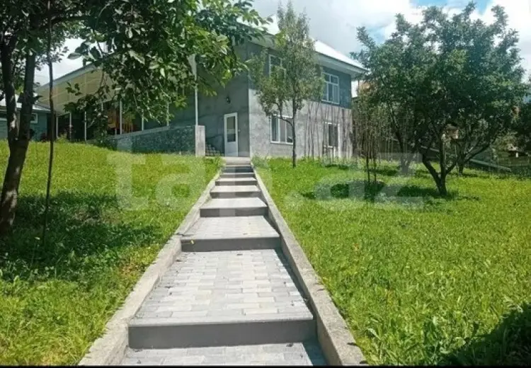4 otaqlı mənzil , Şəki