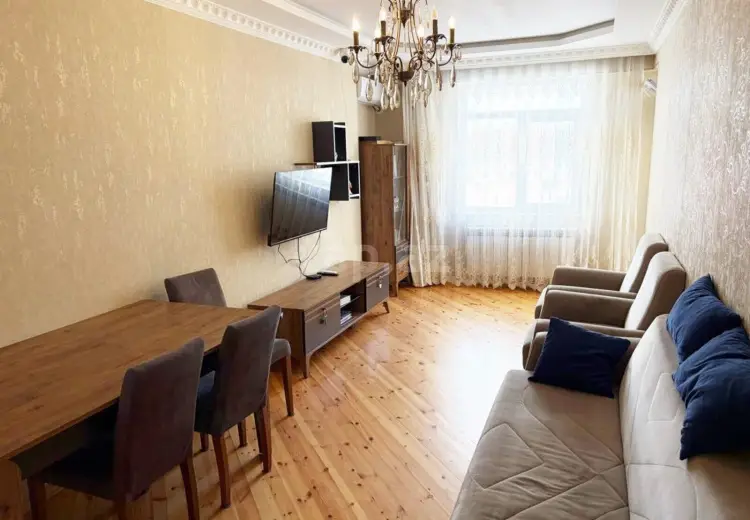 3 otaqlı mənzil , Bakı