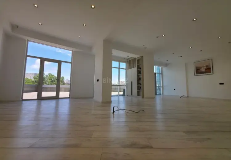 450 m² Obyekt / Ofis Satılır, Xətai, Bakı