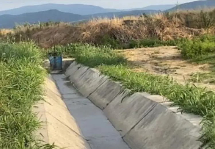 412 sot Torpaq Satılır, Şabran