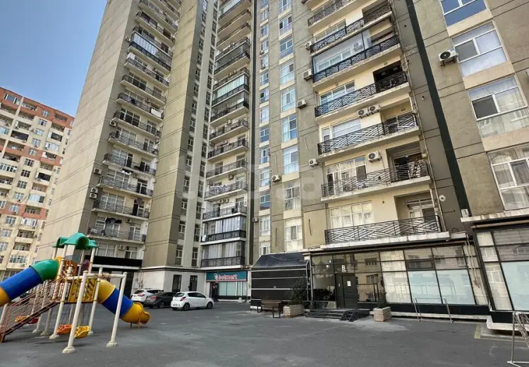 3 otaqlı mənzil , Bakı