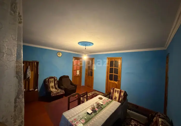 4 otaqlı mənzil , Quba