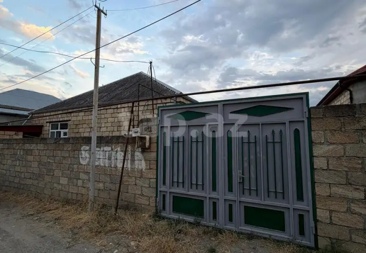 4 otaqlı mənzil , Quba