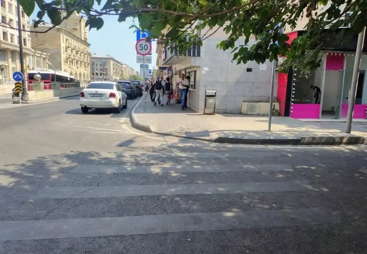 20 m² Obyekt / Ofis Kirayə (aylıq), Nərimanov, Bakı