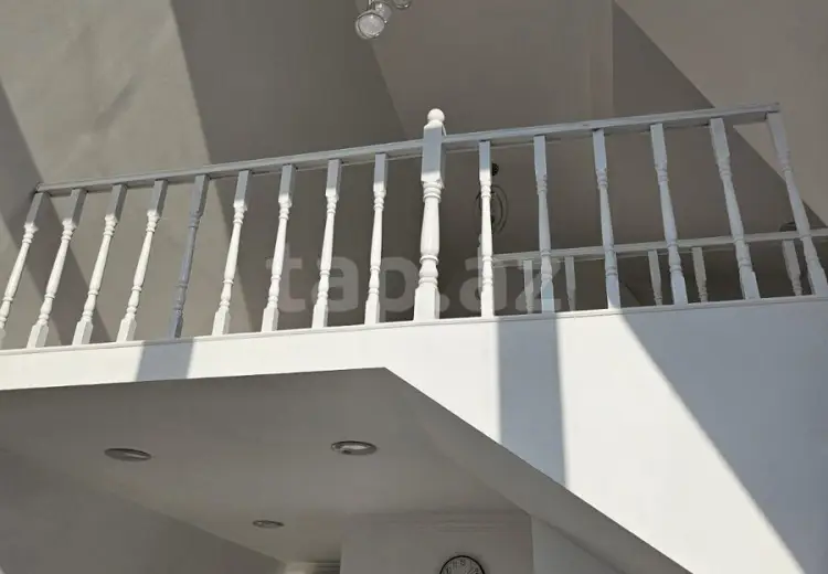 6 otaqlı mənzil , Şamaxı