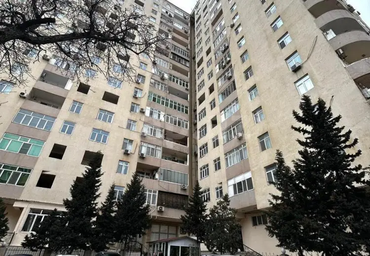 3 otaqlı mənzil , Bakı