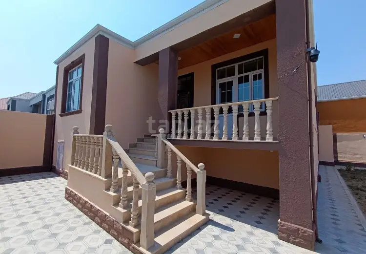 4 otaqlı mənzil , Bakı