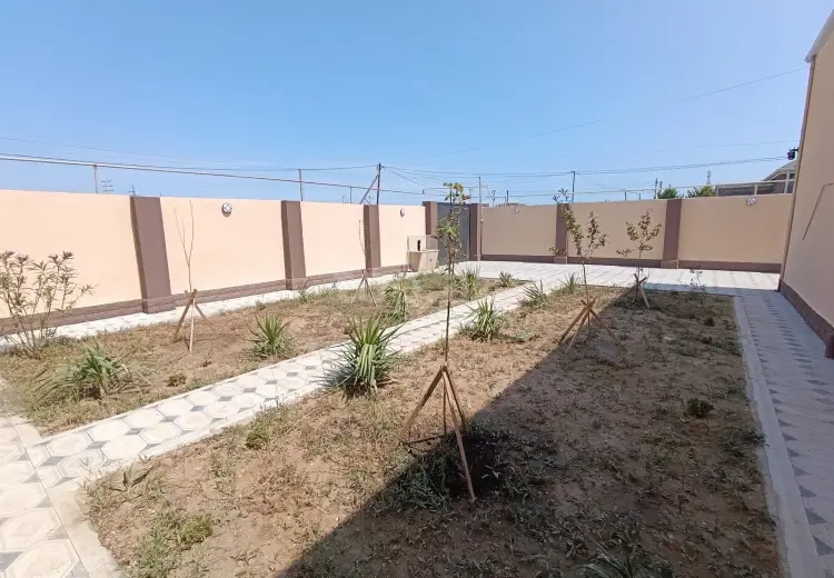 4 otaqlı mənzil , Bakı