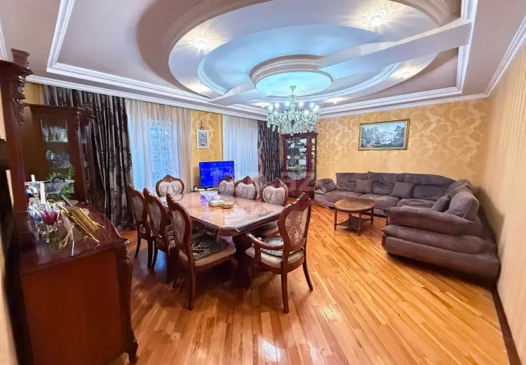 5 otaqlı mənzil , Bakı