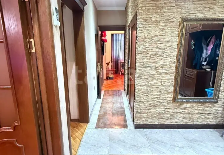 5 otaqlı mənzil , Bakı