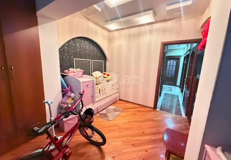 5 otaqlı mənzil , Bakı