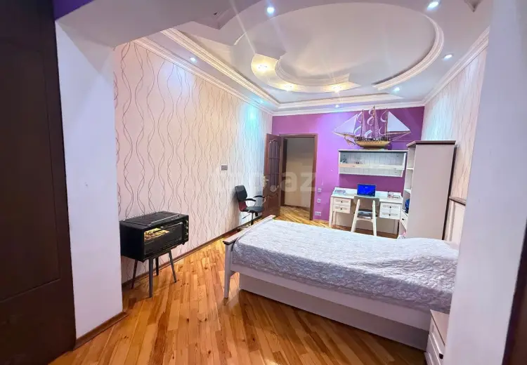 5 otaqlı mənzil , Bakı