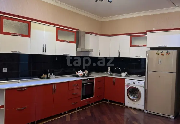 4 otaqlı mənzil , Quba