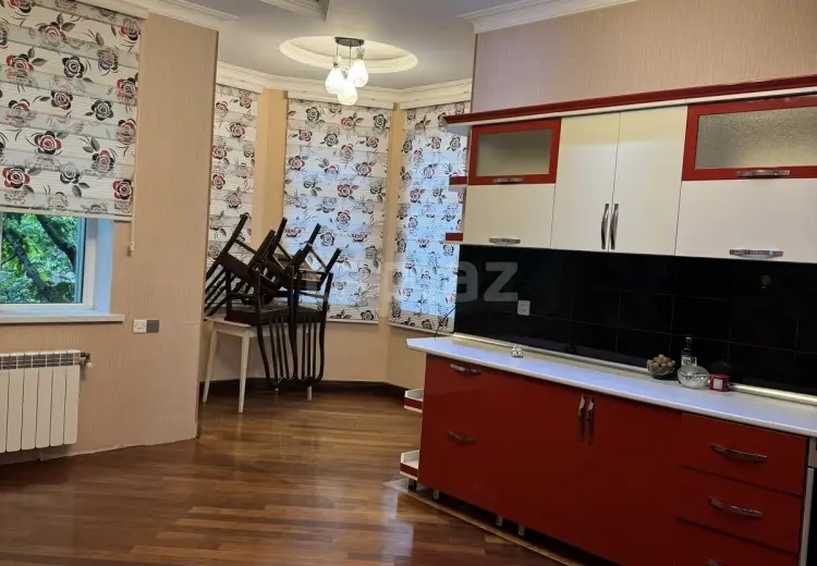 4 otaqlı mənzil , Quba