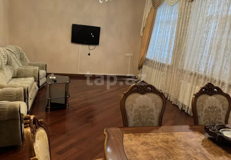 4 otaqlı mənzil , Quba