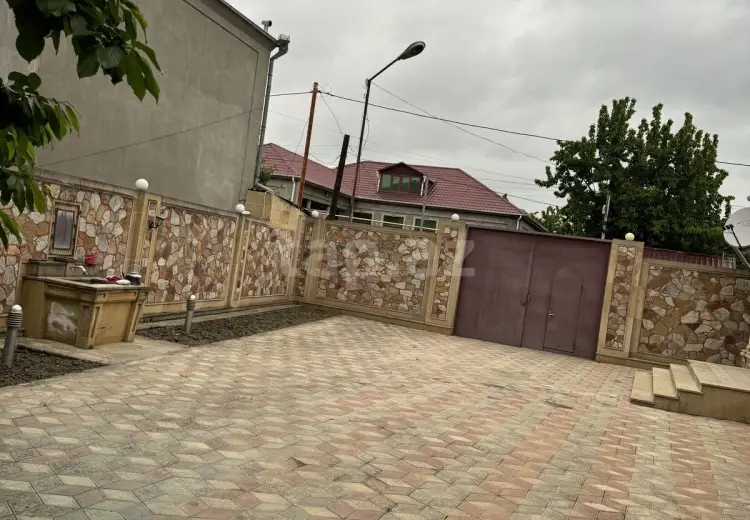 4 otaqlı mənzil , Quba
