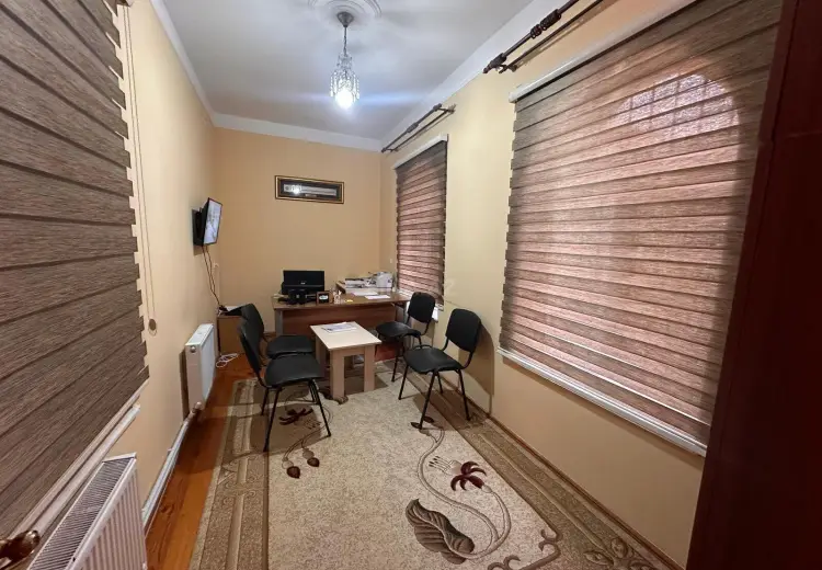 387 m² Obyekt / Ofis Kirayə (aylıq), Səbail, Bakı