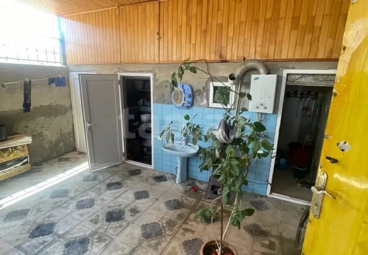 3 otaqlı mənzil , Bakı