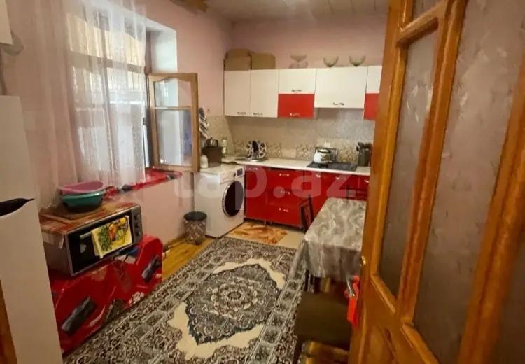 3 otaqlı mənzil , Bakı