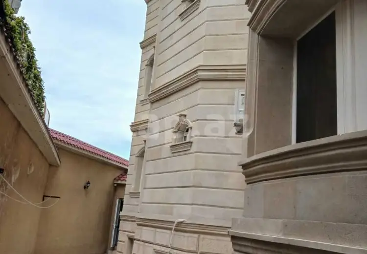 9 otaqlı mənzil , Badamdar qəs., Səbail, Bakı