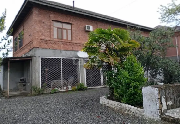 6 otaqlı mənzil , Lənkəran