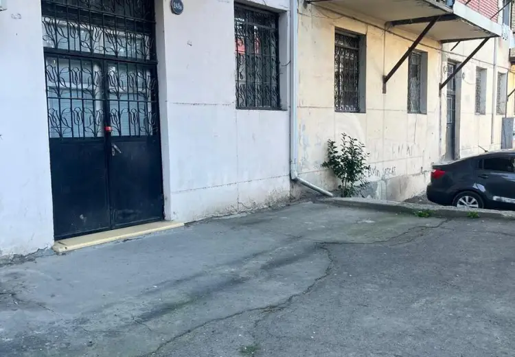200 m² Obyekt / Ofis Kirayə (aylıq), Gəncə