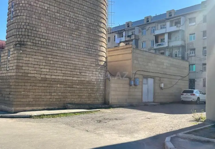 200 m² Obyekt / Ofis Kirayə (aylıq), Gəncə