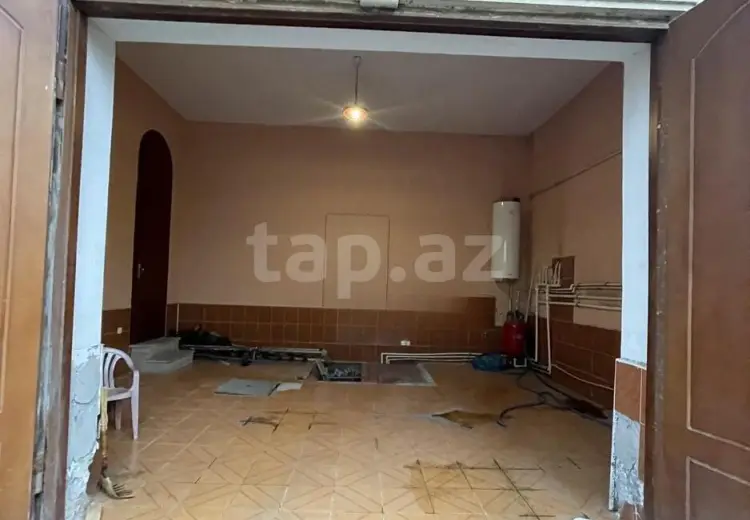 20 otaqlı mənzil , Bakı