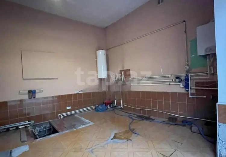 20 otaqlı mənzil , Bakı
