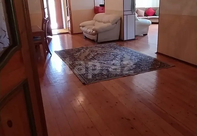 6 otaqlı mənzil , Astara